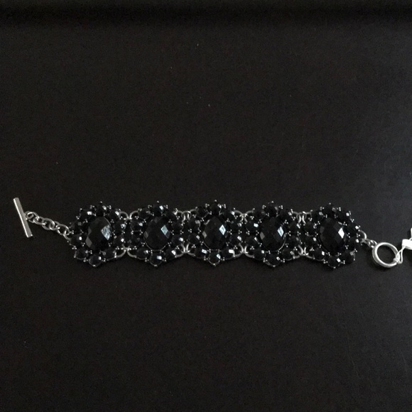 NWT Black Statement Bracelet - Picture 1 of 5